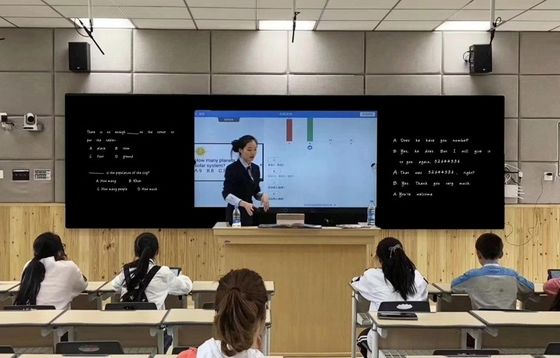 98 pulgadas de Nano Smart Capacitive Digital Blackboard adecuado para la enseñanza en la escuela