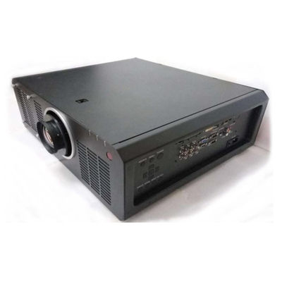 Proyector láser XYC de tiro corto de 7500 lúmenes para uso doméstico